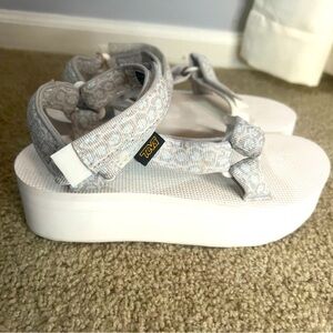 Teva platform sandal